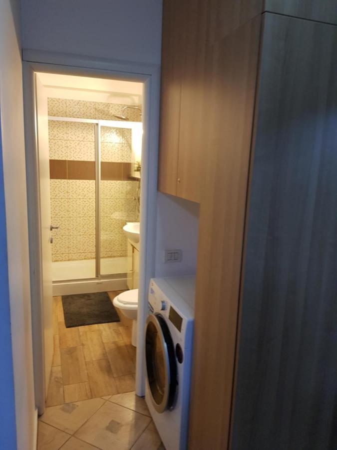 Aparthomes Fundeni Bukares Bagian luar foto