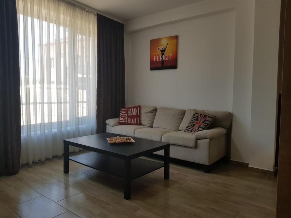 Aparthomes Fundeni Bukares Bagian luar foto