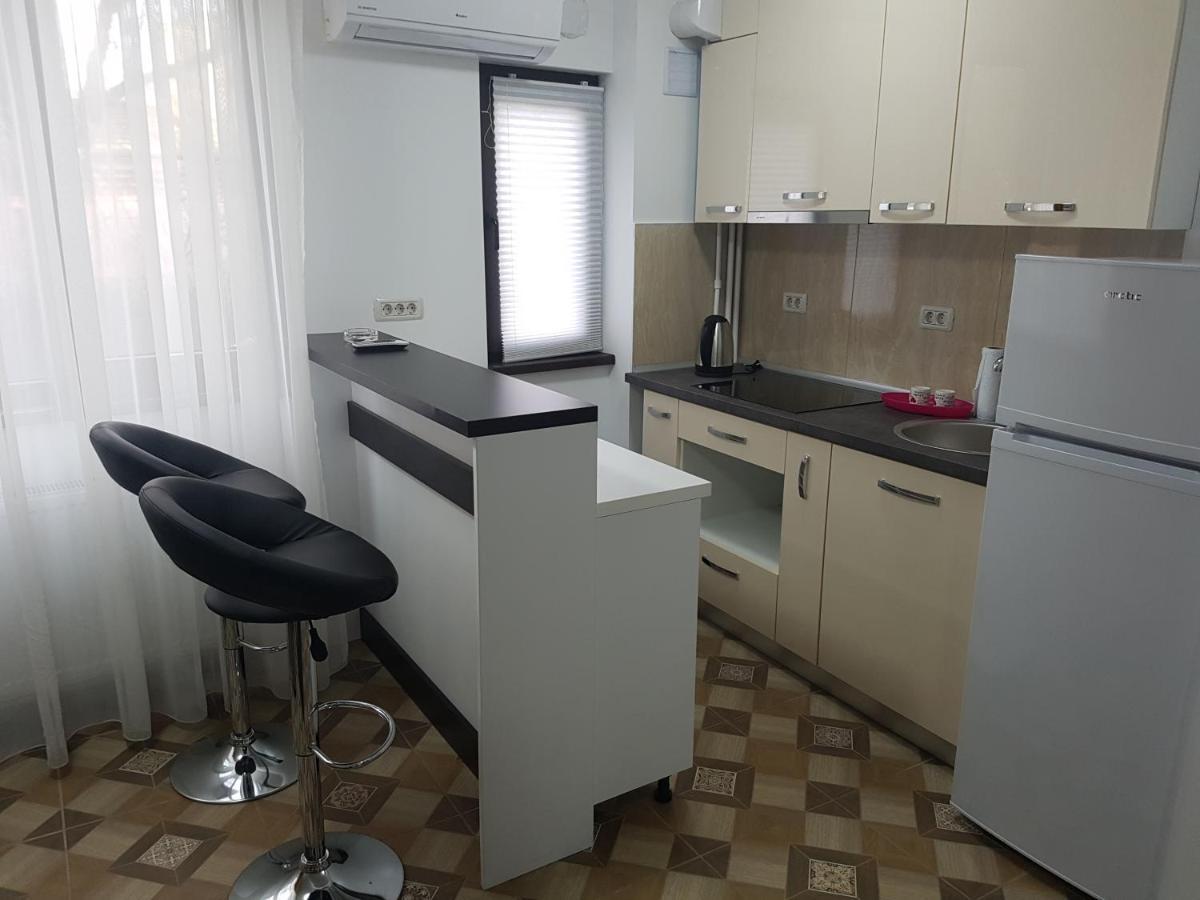 Aparthomes Fundeni Bukares Bagian luar foto